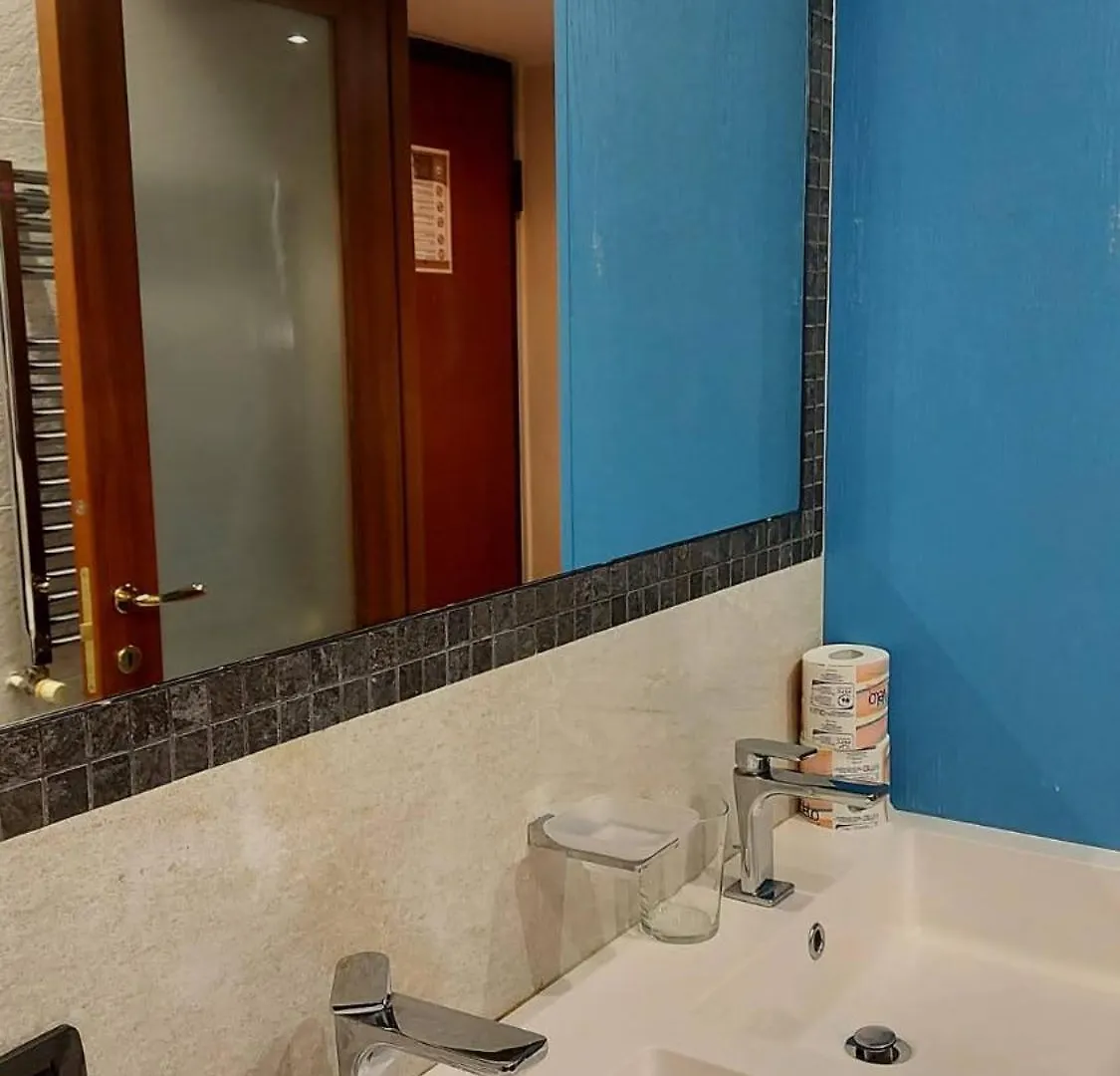 Stylish Boutique Apartment-City Center Milan 0*,
